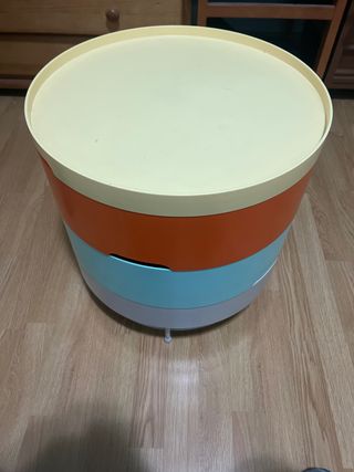 Mesilla de noche redonda multicolor