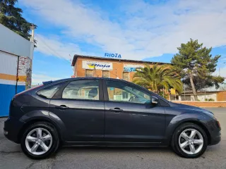 Ford Focus 2010 etiqueta C!!!!!!