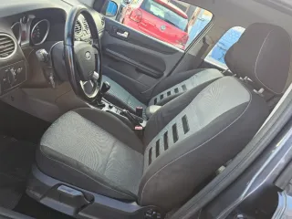 Ford Focus 2010 etiqueta C!!!!!!