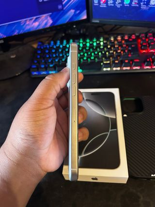 iPhone 16 Pro Max 256GB Bianco