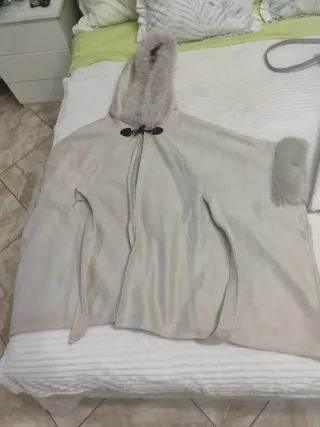 Cappottino a mantella beige