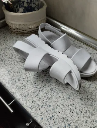 Sandalias Skechers Blancas Luxe Foam