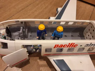 Avión Playmobil Pacific Airlines Cargo. En su caja