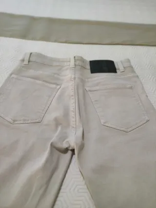 Lote 2 Vaqueros Beige y Azul