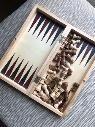 Tablero de ajedrez y damas plegable