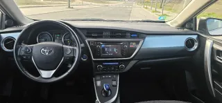 Toyota Auris 2013