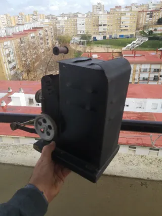 Antiguo proyector cine Keystone