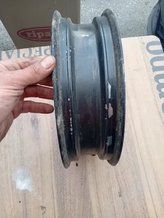 Llanta trasera Yamaha Aerox