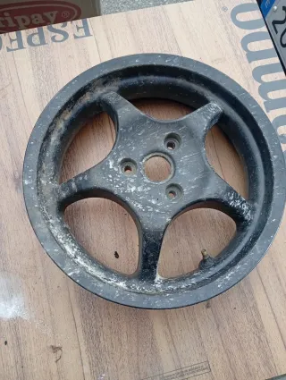 Llanta trasera Yamaha Aerox