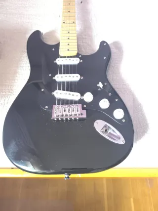 Guitarra Eléctrica Harley Benton Standard Edition.