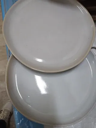 Set 18 Piatti Rustici in Porcellana