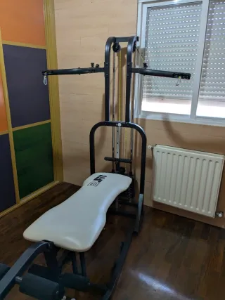 Máquina de musculación B.FIT