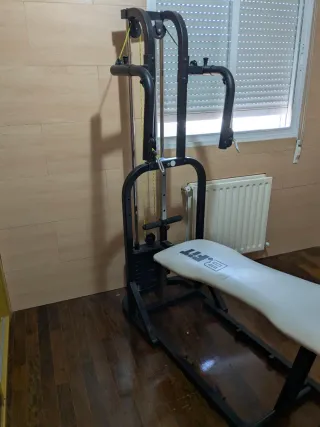 Máquina de musculación B.FIT