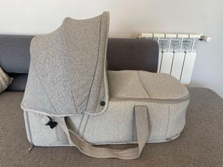 Silla de paseo gemelar gris