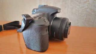 Cámara Canon 60D + Lente 50mm + Accesorios