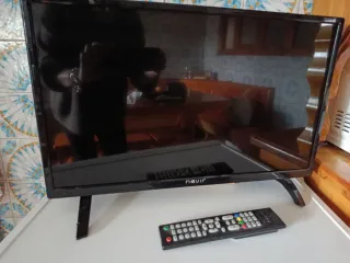 Televisión Nevir Negra 24 pulgadas