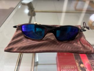 Gafas de sol negras y moradas juliet oakly