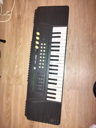 Teclado Electrónico YM-378D