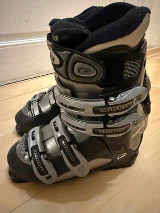 Sci Nordica 152 + scarponi sci Nordica 24/24.5