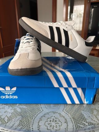 Zapatillas Adidas Samba Blancas y Negras