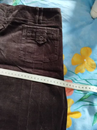 Falda corta pana marrón chocolate