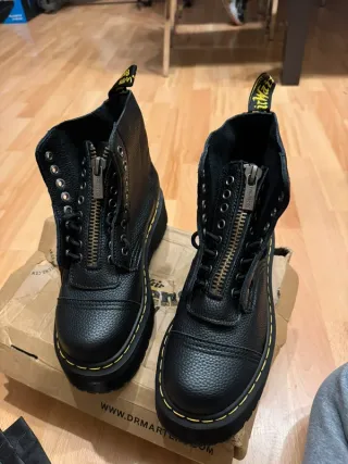 Botas Dr. Martens Talla 39 Negras