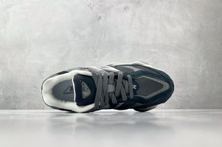 New Balance 9060 Talla 37.5 Azul/Gris