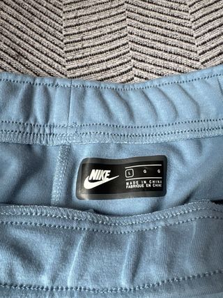 Pantalón Nike Tech Azul //Talla L