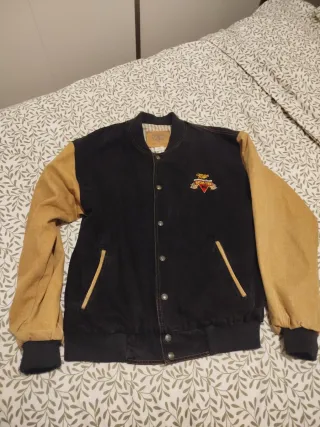 Chaqueta Universitaria Miller Negra y Beige