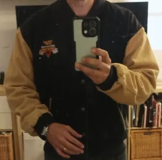 Chaqueta Universitaria Miller Negra y Beige