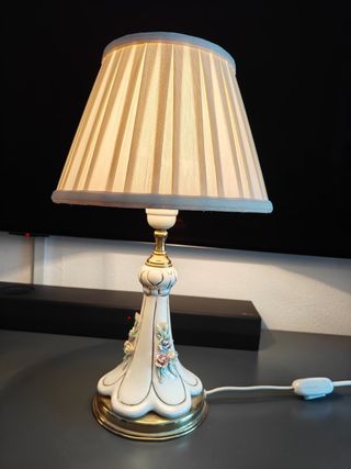 Lámparas de cerámica pintadas a mano