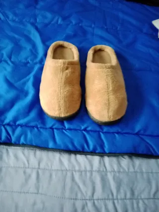 Zapatillas unisex talla 42