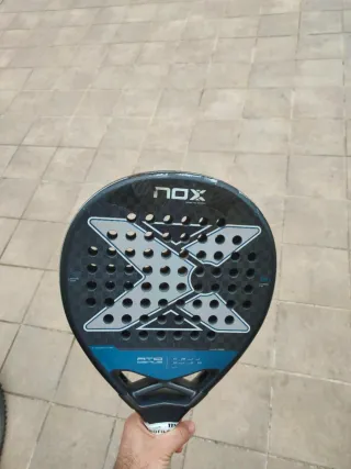 Pala Padel Nox AT10 Agustín Tapia