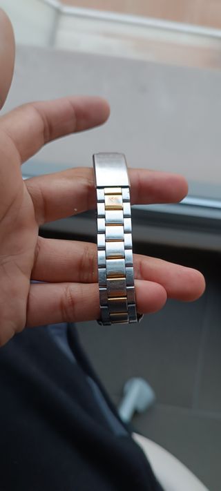 Reloj Casio Mujer Dorado y Plateado