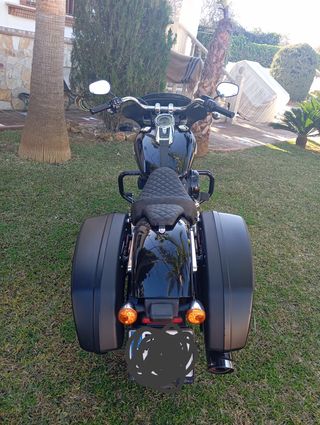 Harley Davidson Sport Glide motor 107. Año 2019