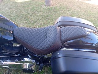 Harley Davidson Sport Glide motor 107. Año 2019