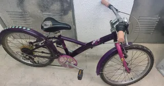 Bicicleta niña morada