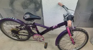 Bicicleta niña morada