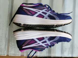 Deportivas Asics núm 38