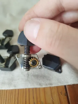 Clavijero MIK hexagonales vintage 1:14