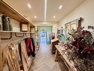 Local comercial en alquiler en Centre - Estació en Sant Cugat del Vallès