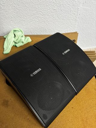 Altavoces Exterior Yamaha Negros