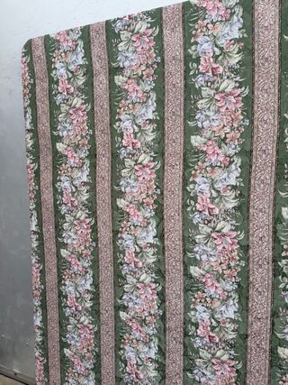 Base tapizada 150x190cm floral