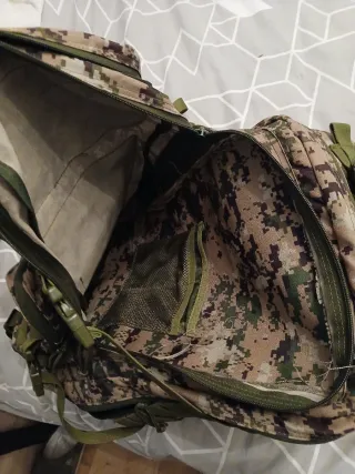 Mochila Táctica Camuflaje Multibolsillos