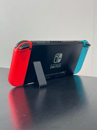 Nintendo Switch Azul y Rojo