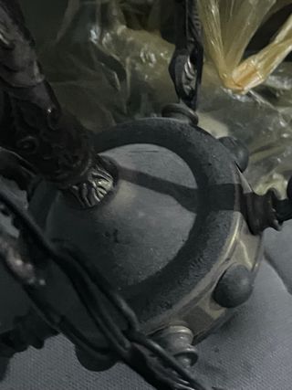 Lampadario metallo oro e nero