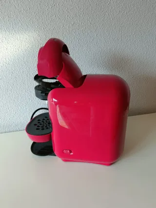 Cafetera Tassimo Bosch con cápsulas recargables