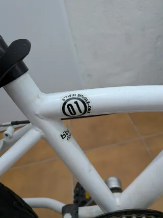 Bicicleta infantil Btwin blanca