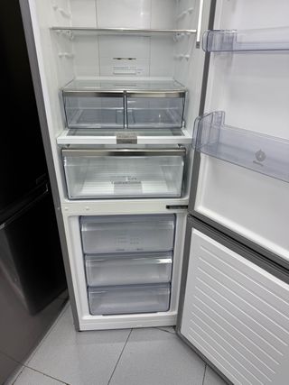 Nevera Combi Balay Porta Cristal con garantía