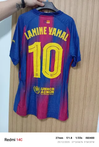 Camiseta FC Barcelona x Kobe Bryant Beige y más..